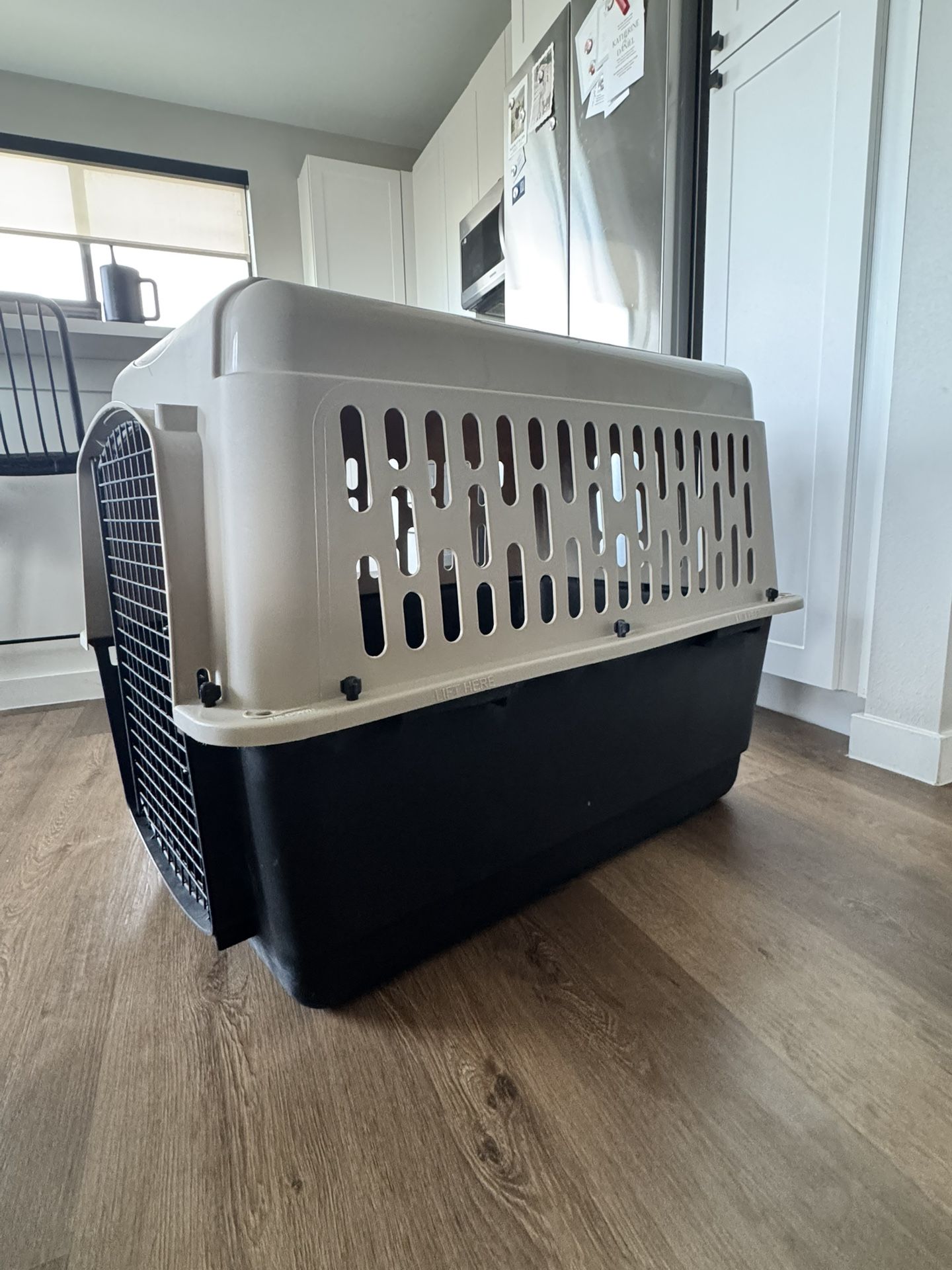 Medium Size Dog Kennel