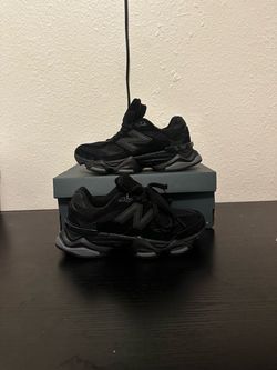 New Balance 9060 Triple Black Sneakers