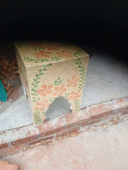 Floral Table