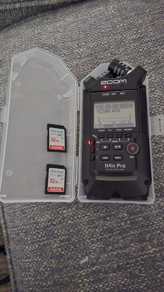 Zoom H4n Pro 4-Track Portable Recorder,