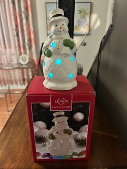 Lenox Color Changing Lit Snowman figurine
