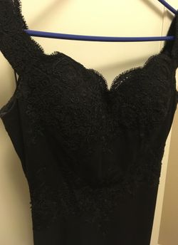 Black off the shoulder fitted dress