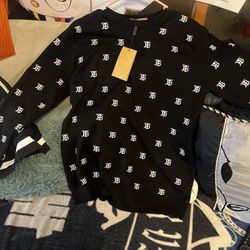 Xl Fits Like Large Burberry Lightweight Sweater
