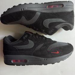 N ike Air Max 1 Black/Red Bred Anthracite Suede - Men’s Size 10.5