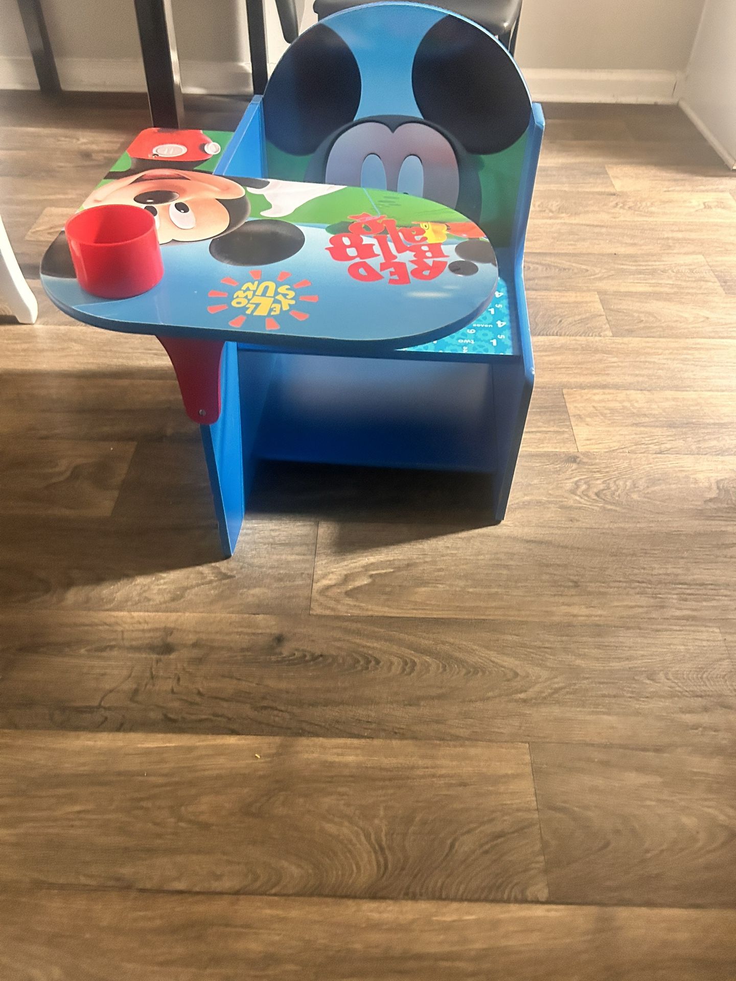 Mickey Chair