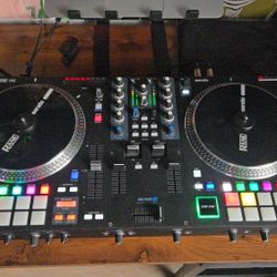 Rane One Serato Controller Mackie CR4 