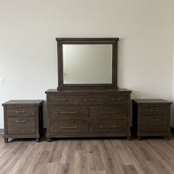 Living Spaces Set - Dresser And 2 Night Stands. Like New 