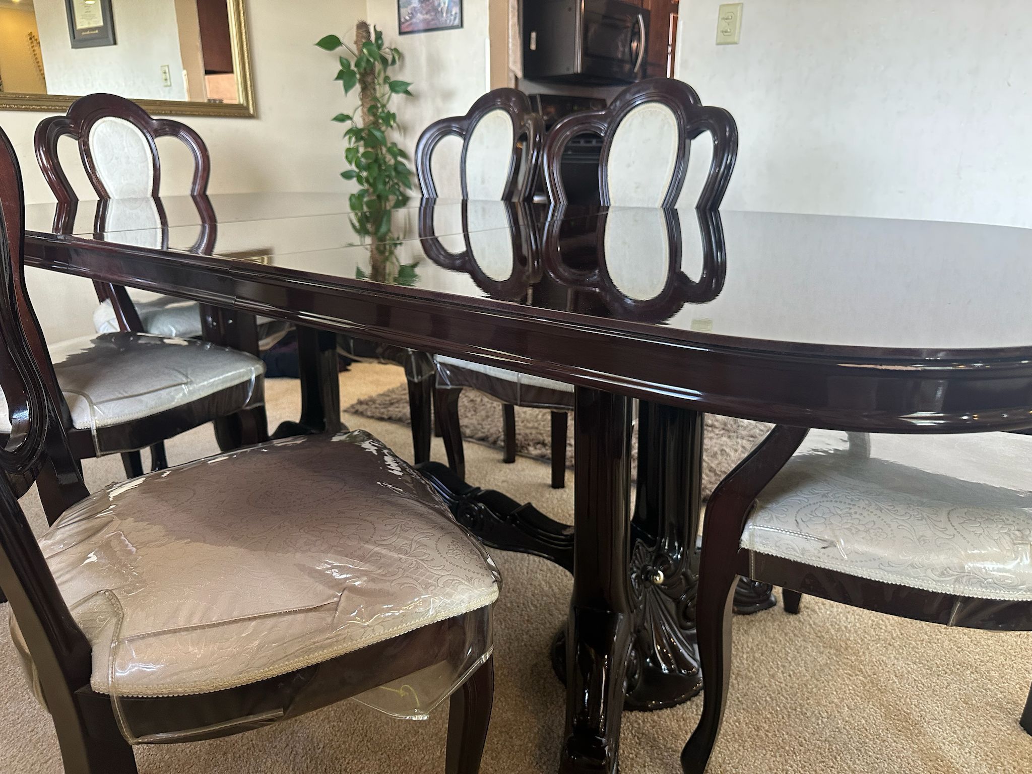 DARK CHERRYWOOD DINING TABLE w/ ext + 6 chairs
