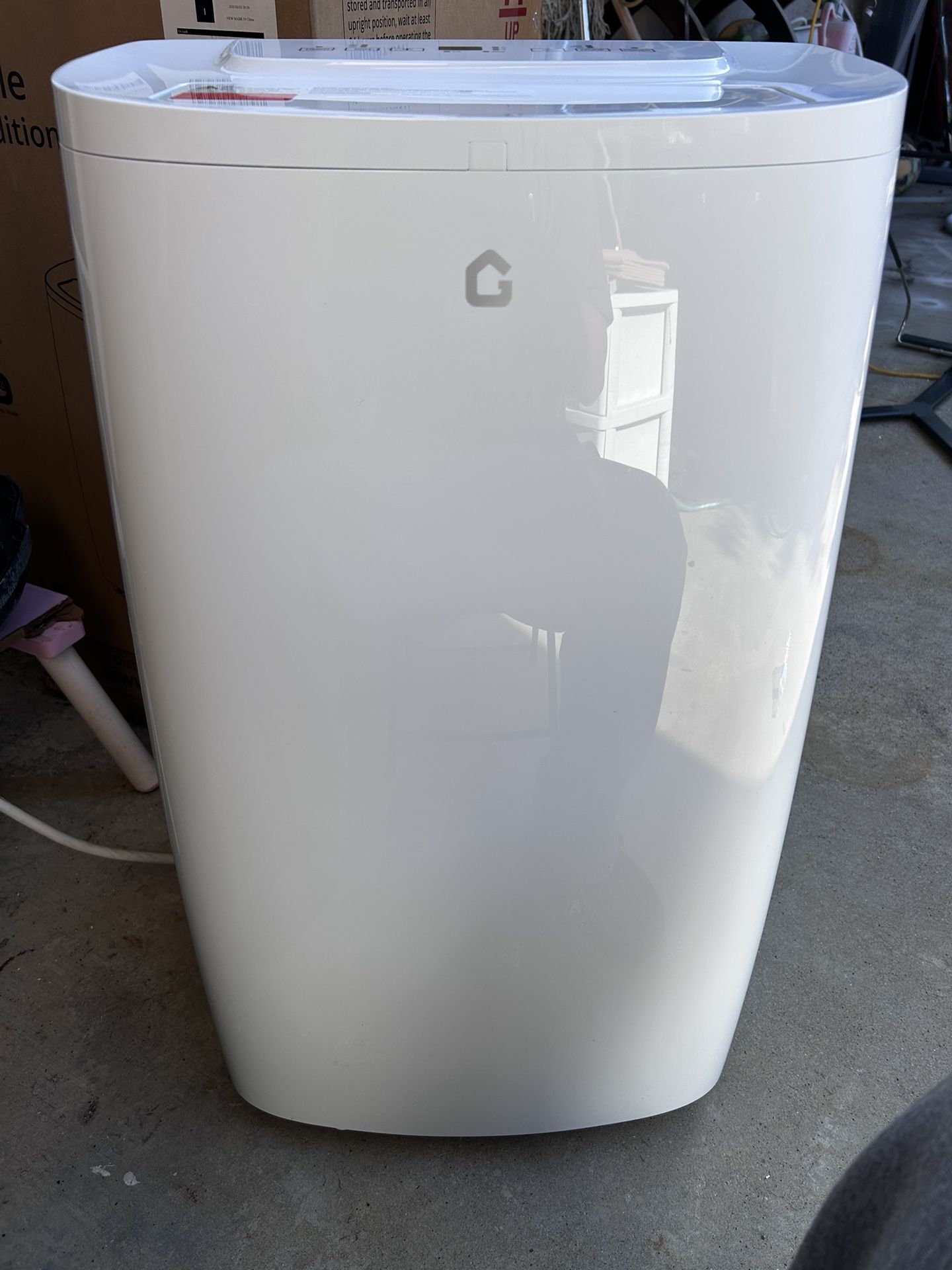 Portable air conditioner 
