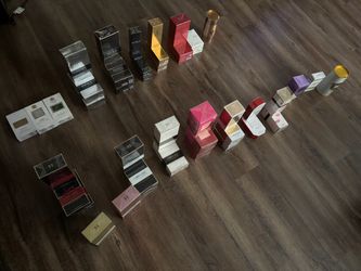 Colognes / Perfumes