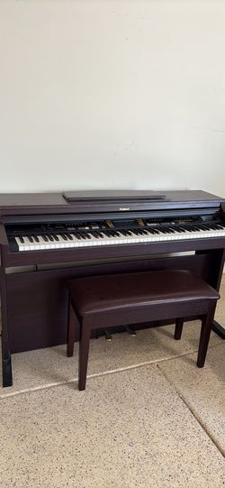 Roland Digital Piano 88 keys