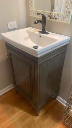 Single sink Bath Vanity