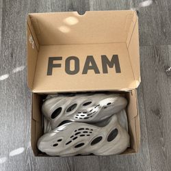 Adidas Yeezy Foam RNNR