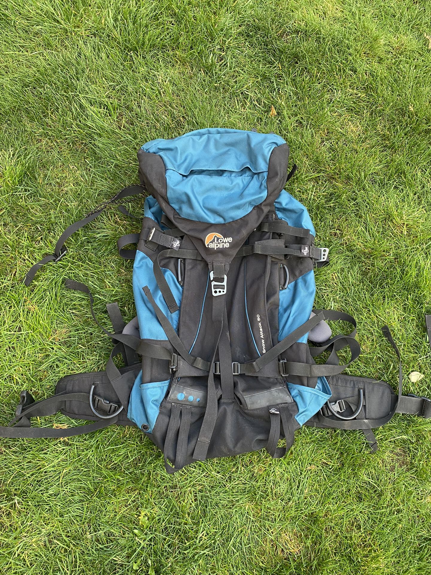 Lowe Alpine Snow Attack 50 Hiking Camping Backpack