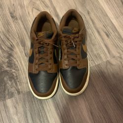Size 9 Dunks 
