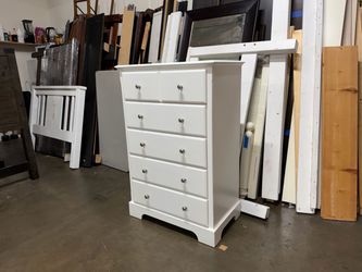 Nice Tall dresser $180
