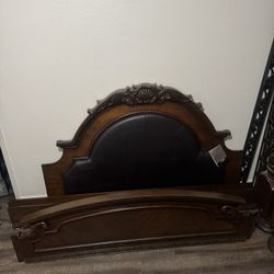 Ashley California King w/ Canopy. 