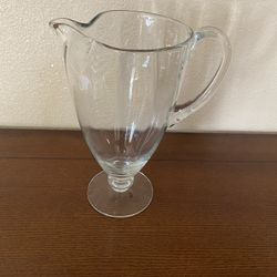 Beautiful Glass Pitchel
