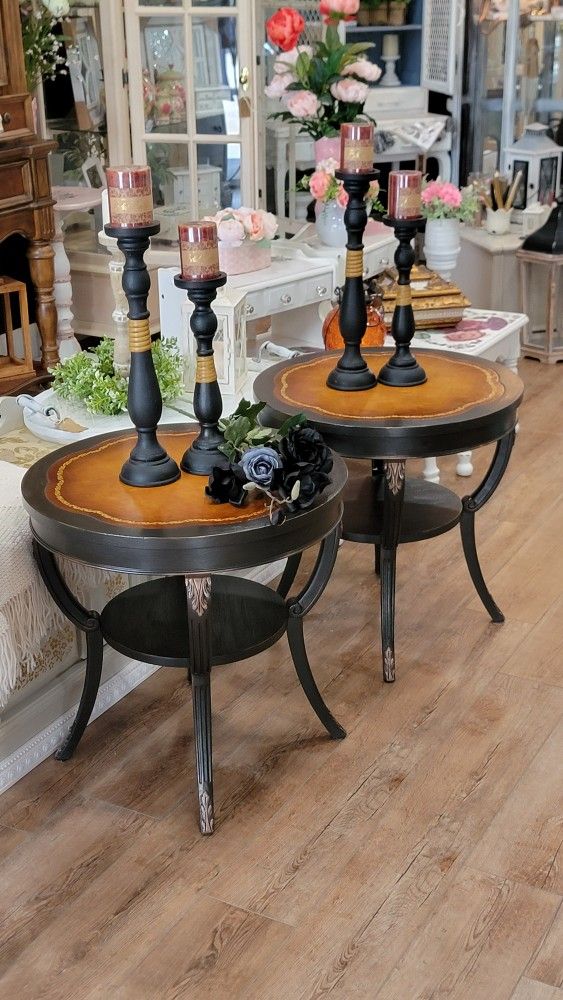 2 Side Tables