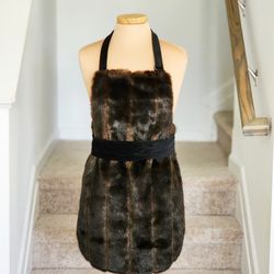 Women's Faux Fur Kitchen Apron!
