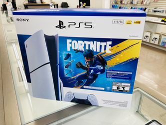 PlayStation 5 slim disc Fortnite skin bundle
