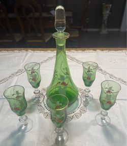Vintage decanter shot glasses