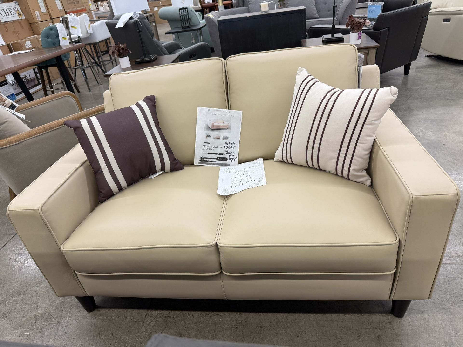 Milton Leather Loveseat Cream