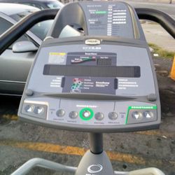 Precor 5.23 Elliptical Trainer