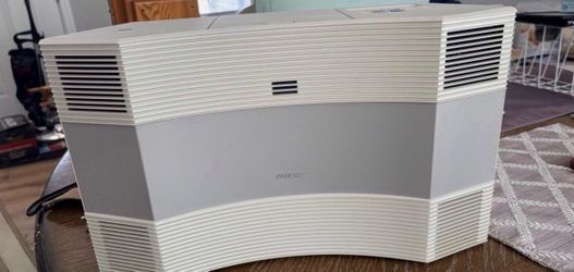 BOSE Acoustic Wave Music System Radio CD Player AUX CD-3000 White