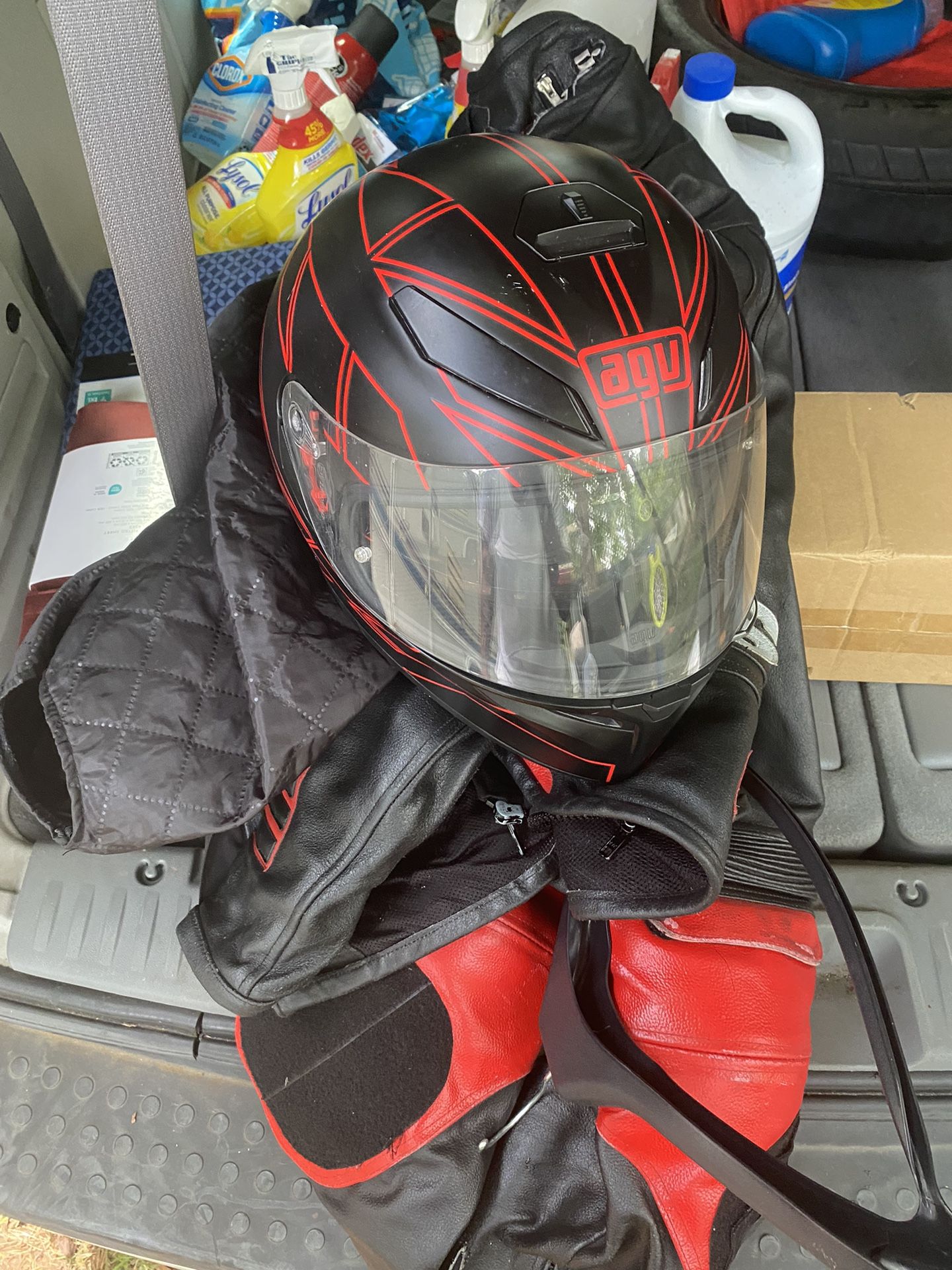 Motorcycle Helmet & Suit