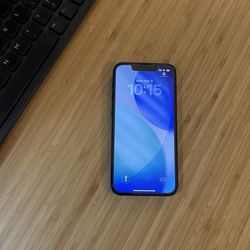 IPhone 13 mini  Good Battery (Unlocked ) 128gb Black color