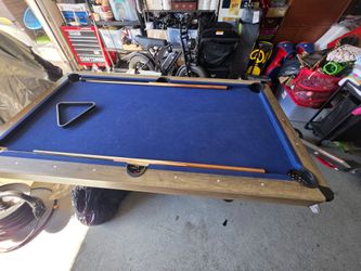 Pool table