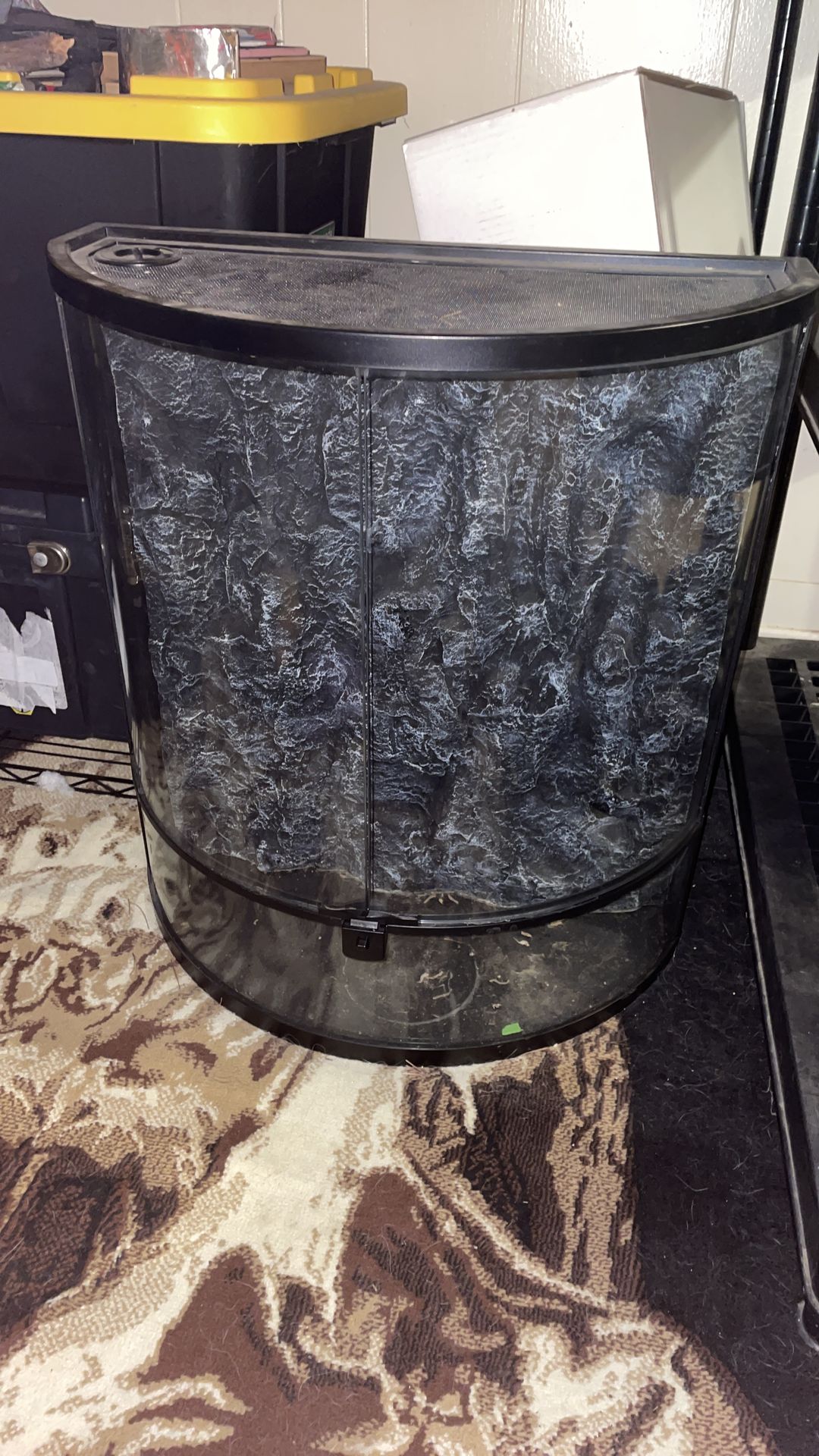 Crescent 20 gallon tropical terrarium