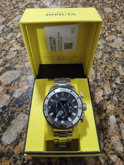Invicta Chronograph Watch with Box