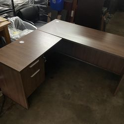 Single Cabinet L Shaped Desk 