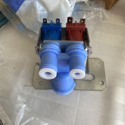 All Kind Of Appliance Repair Parts. New Still In The box . Washer Dryer , Stoves, Refrigerators , Heating Sir Conditioning. Much More.  Offer Me Buy E