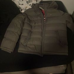 Tommy Hilfiger Puffer Coat Jacket Wind Restiance And Water Resistant 