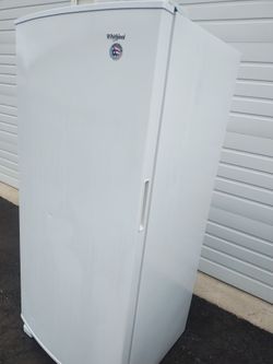 30 x 66 inch tall large capacity freezer good working