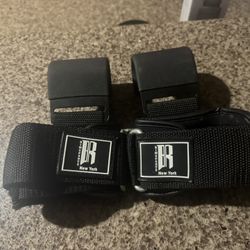 Barbell/Pull-up Hooks