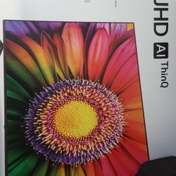 LG 86UR80 AI Thinq TV Slim