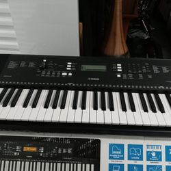 Yamaha PSR EW 300