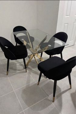 GOLD DINING TABLE for sale 🍽️🍴🍽️