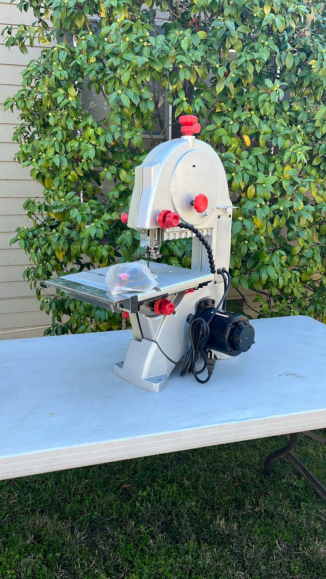 Craftsman 9” Bandsaw