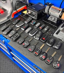 Keys, Key Fobs, key programming, smart keys, new keys, replacement keys