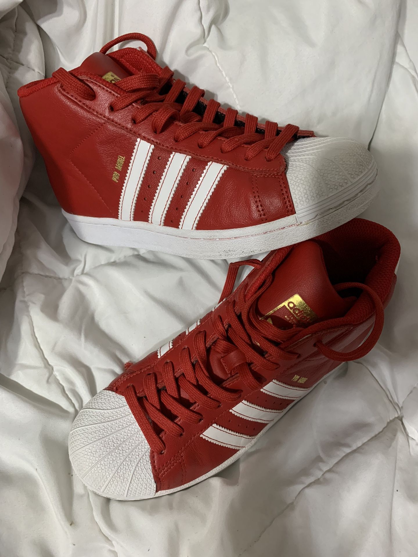 Addidas High Tops Size 5