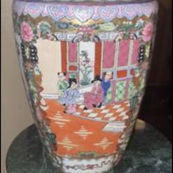 Large Antique Chinese Porcelain Famille Rose Medallion Vase-Qianlong period