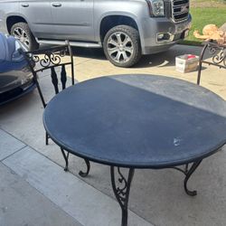 Dinner Table With Two Chairs Free North Rialto Off 210 Riverside Ave