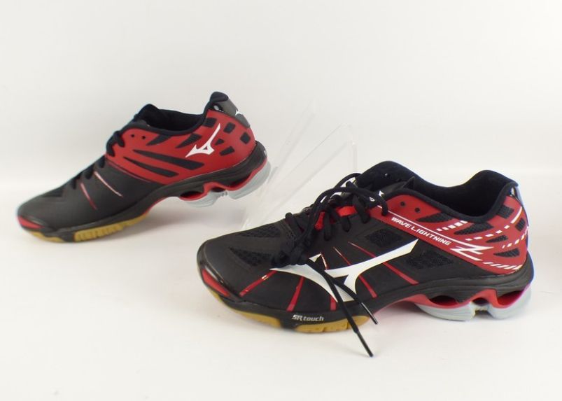 Mizuno Wave Lightning volleyball shoes (sz 10)