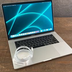 2019 MacBook Pro 15”i7,16Gb,256Gb