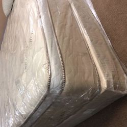 Royal Memory Foam Queen Set 